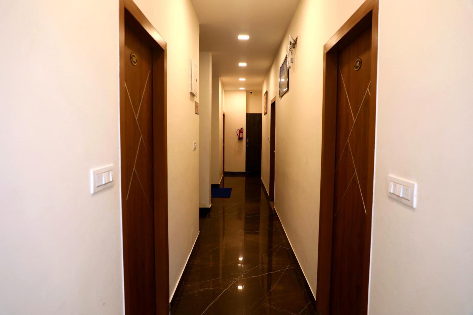 Hotel Shreya Galaxy With Swimming Pool- Best Property In Haridwār Exterior foto