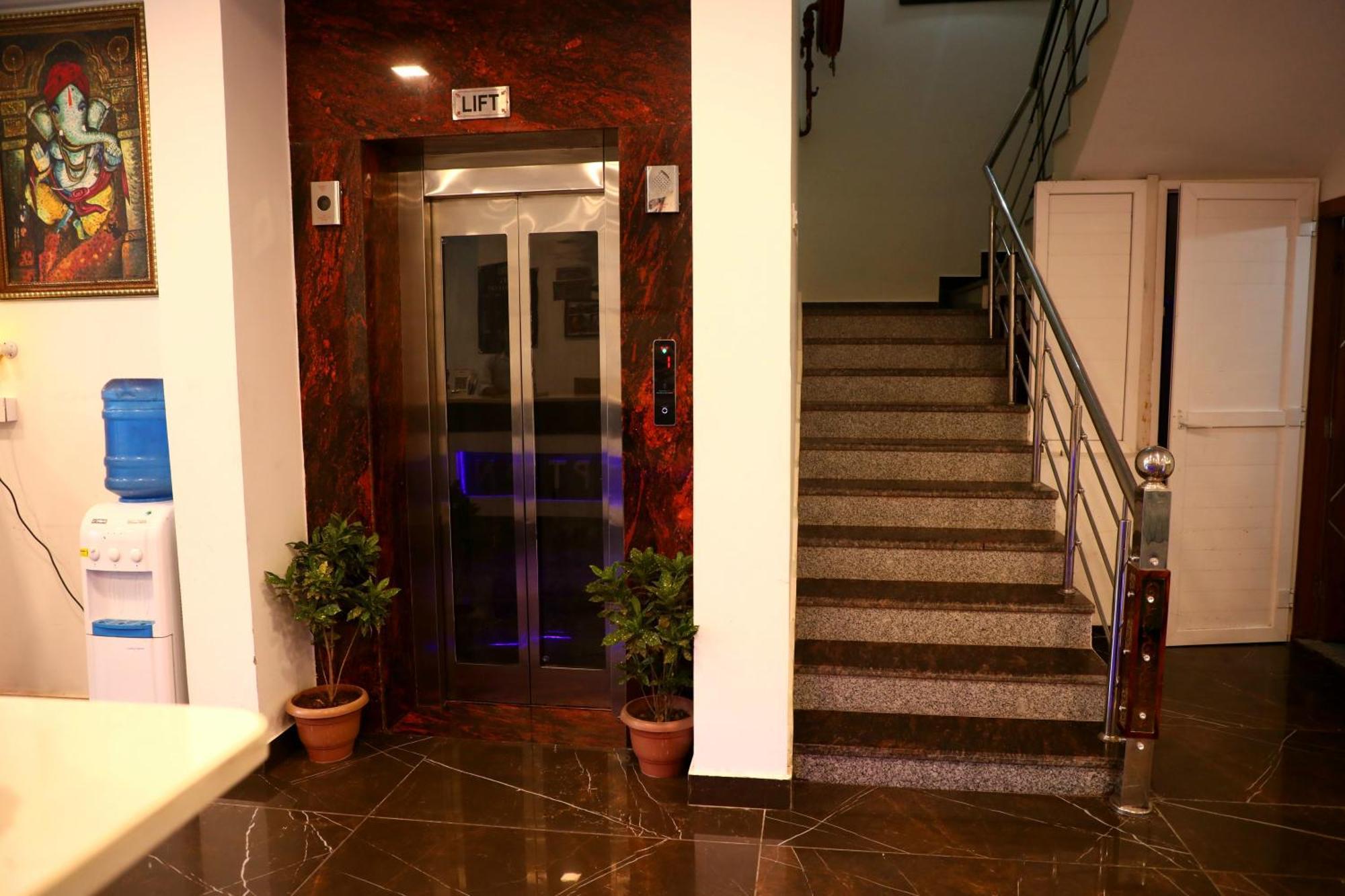 Hotel Shreya Galaxy With Swimming Pool- Best Property In Haridwār Exterior foto